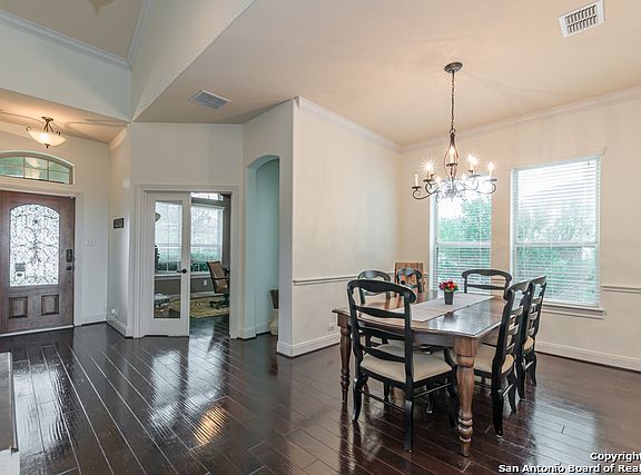 3rd image of 18130 Branson Fls