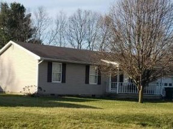 3rd image of 69 Gordon Dr