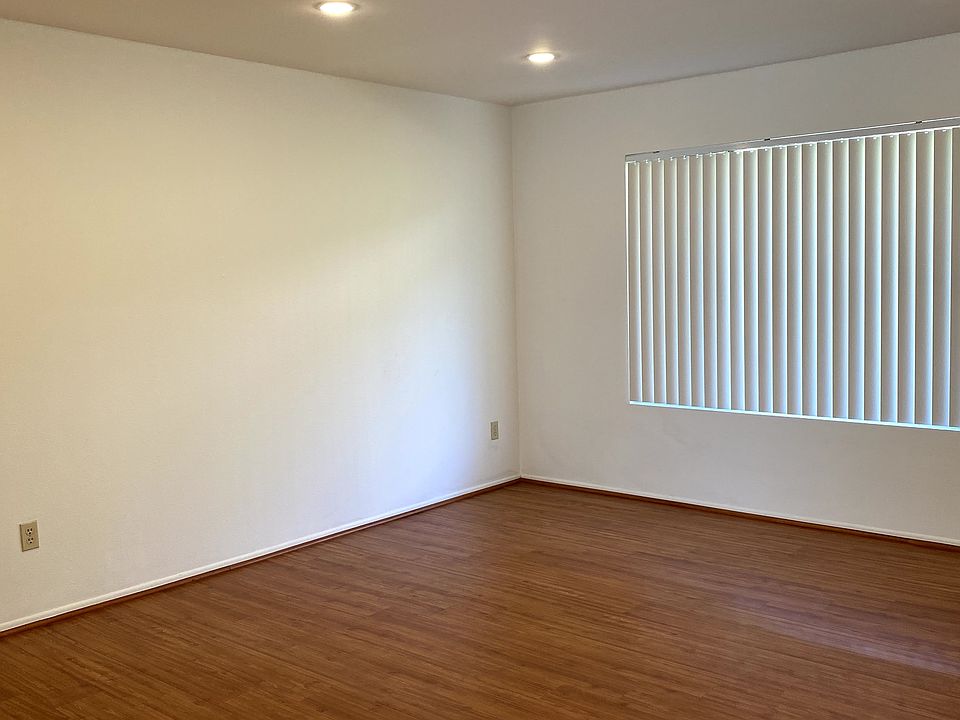 1st image of 2357 Canyon Park Dr