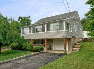59 Oldham Rd, Wayne, NJ 07470