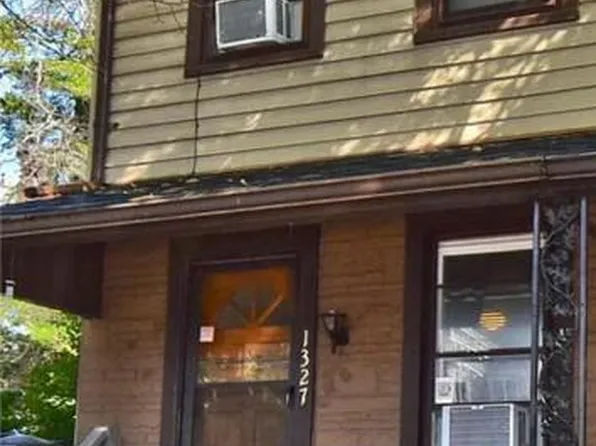 1327 Northampton St, Easton, PA 18042