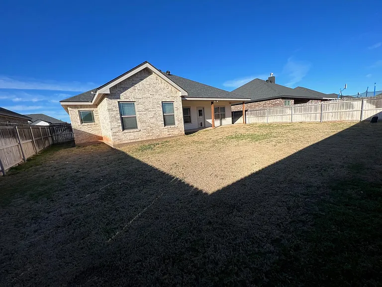 237 Carriage Hills Pkwy — Photo 11