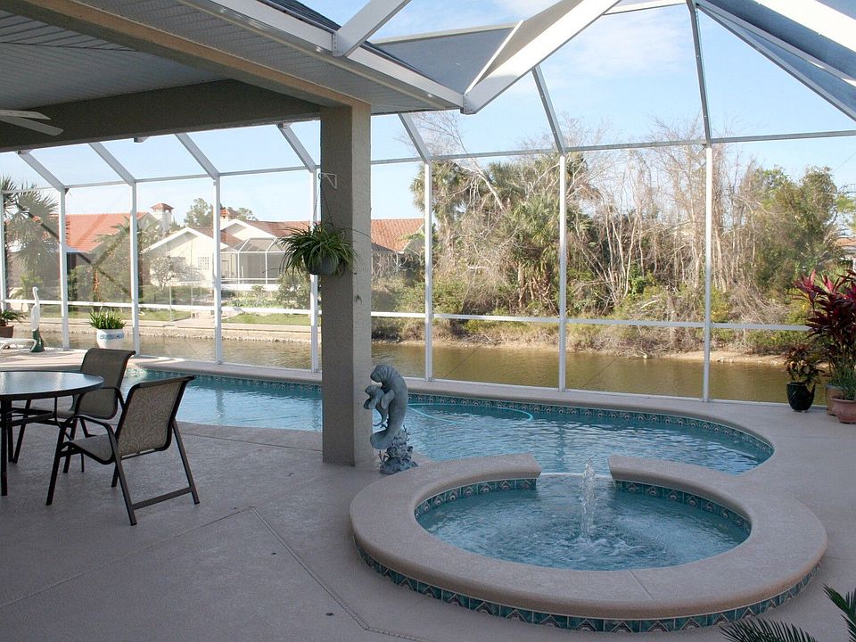2nd image of 35 Coconut Ct