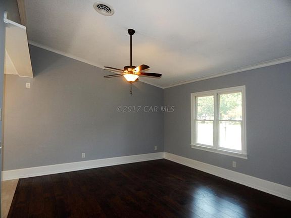 3rd image of 5747 Argyle Dr