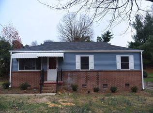 571 Kinard Dr, Winston Salem, NC 27101