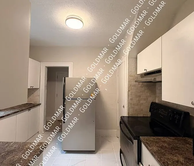 1553 Church St — Photo 4