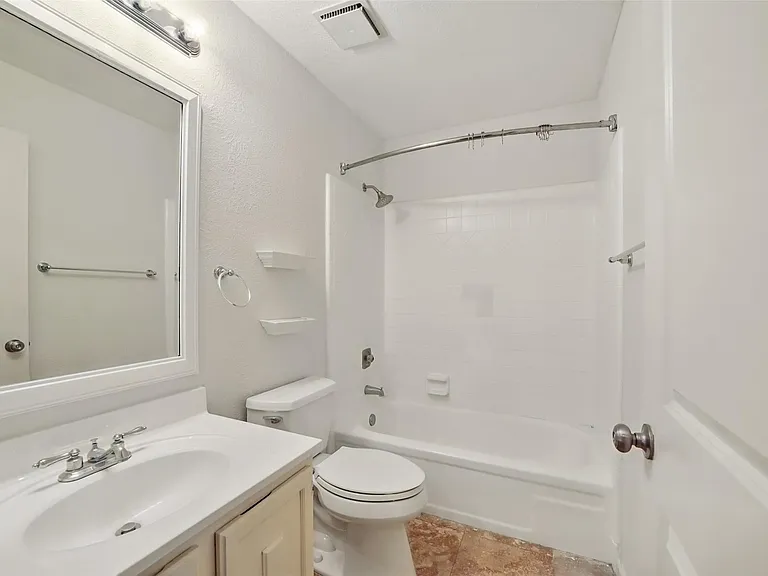 19 Still Glen Ct — Photo 23