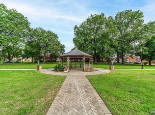 476 Heath Pl APT 27, Hackensack, NJ 07601