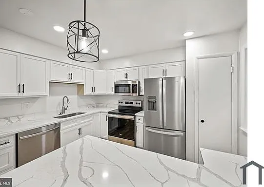 648 Glynock Pl #3000 — Photo 14
