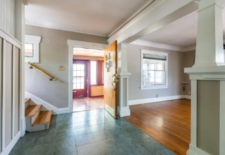 1221 Main St — Photo 14