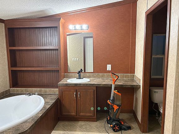 5th image of 6441 Saint Andrews Dr