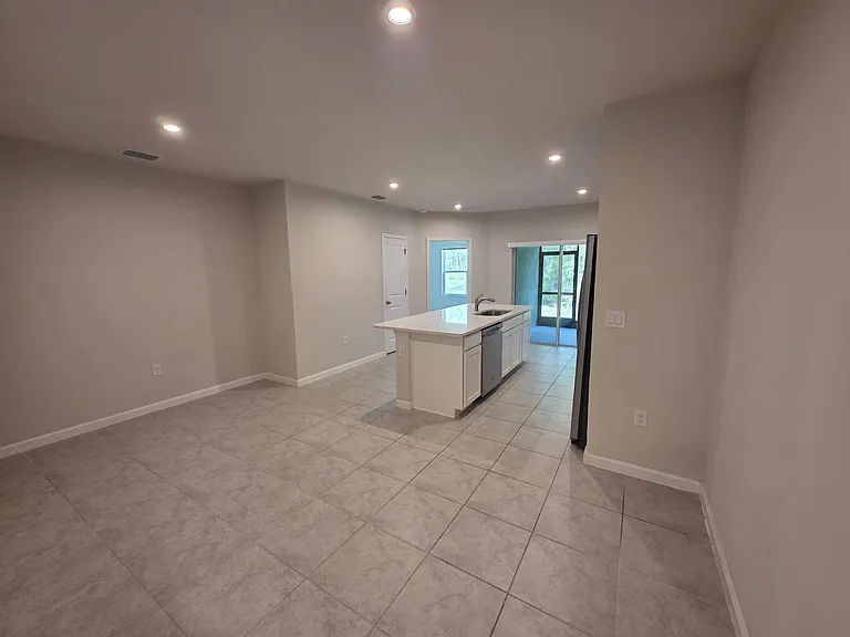 12040 Grizzly Ln — Photo 9