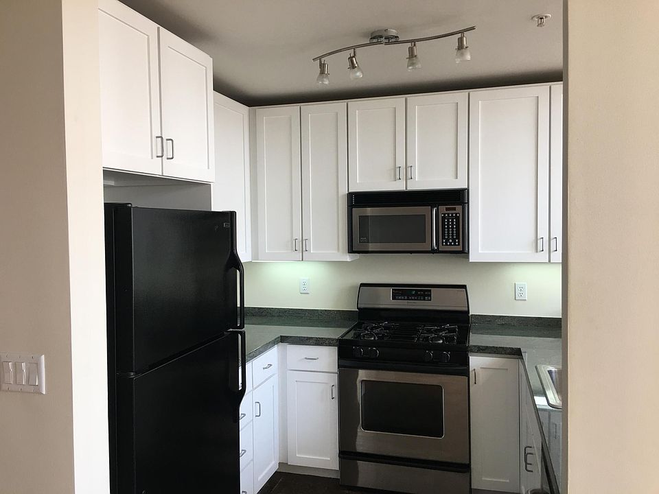 1st image of 3388 17th St #210