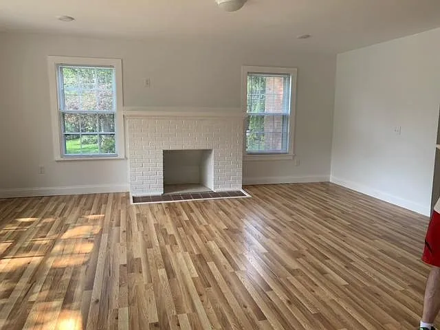 300 E Upland Rd #2 — Photo 4