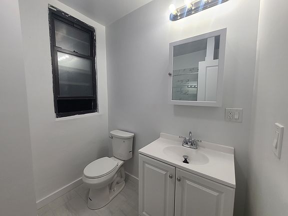 5th image of 217 E 29th St APT 2