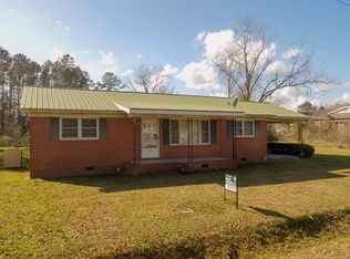 61 N Central Ave, Lumber City, GA 31549
