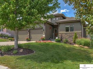 15468 Jaynes Cir, Omaha, NE 68116
