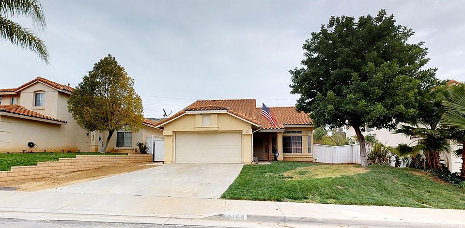 2nd image of 10150 Sycamore Canyon Rd