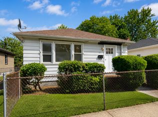 8 Albert Pl, Jersey City, NJ 07305