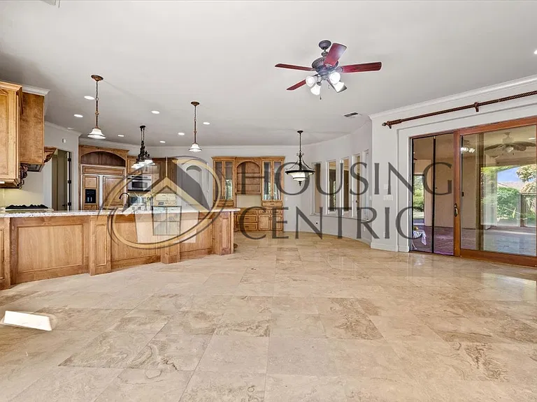 676 Glen Mady Way — Photo 32