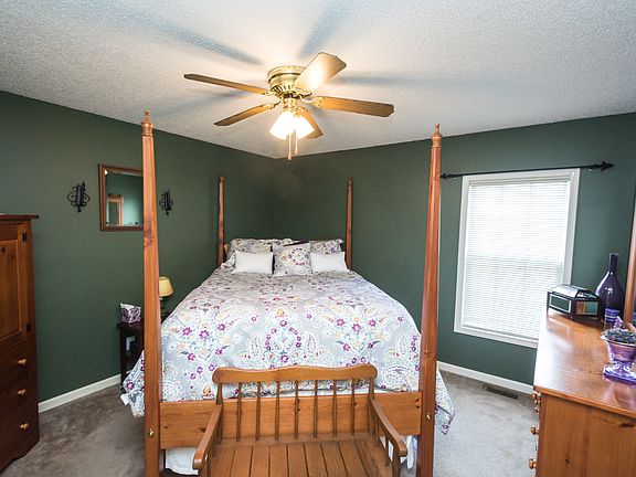 5th image of 3682 Gracelawn Dr