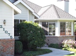 21075 SE Dooley Mountain Ct, Bend, OR 97702