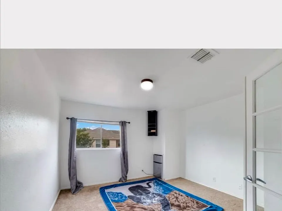 5906 Valparaiso Way