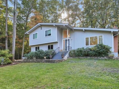 19 Elaine Drive, Simsbury, CT, 06070