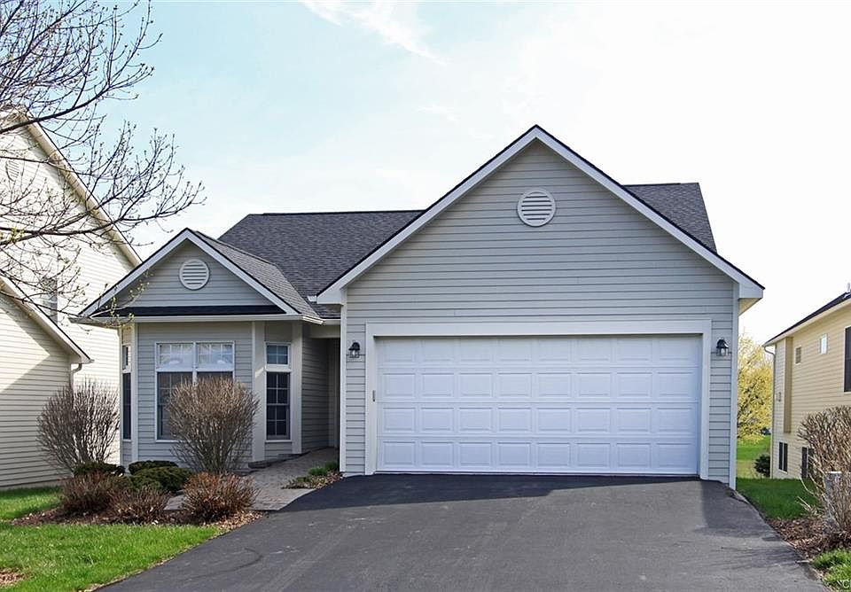 1st image of 6072 Bay Hill Cir