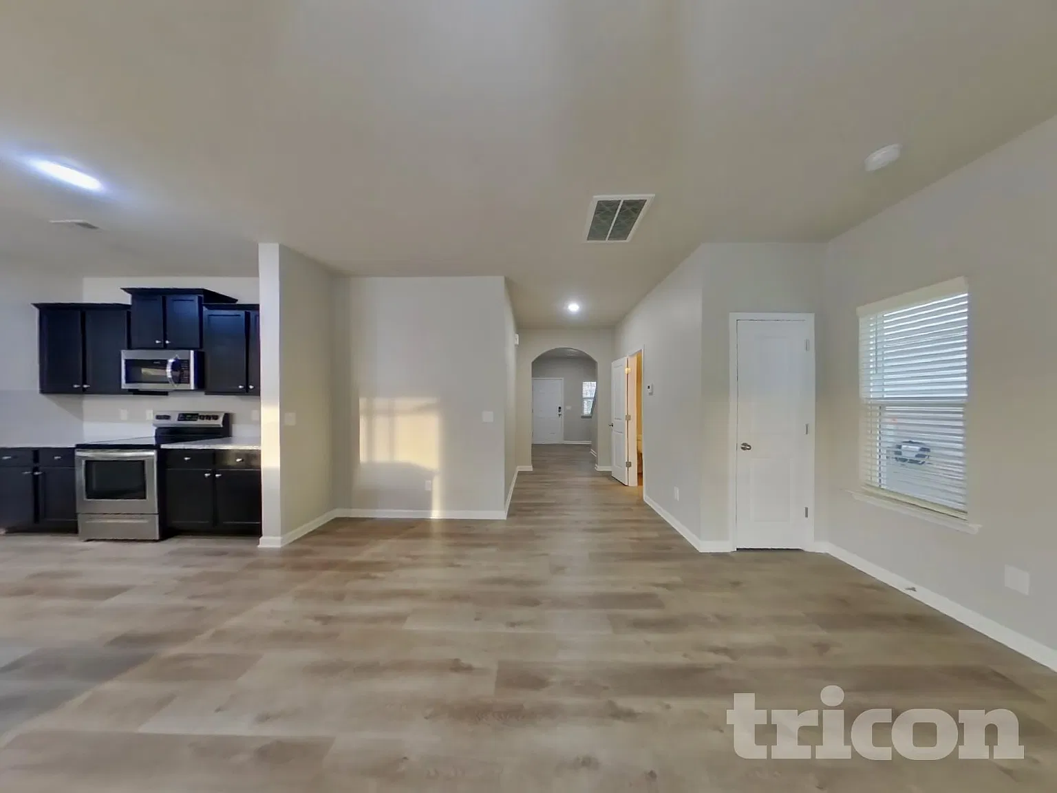 216 Spring Knoll Drive Charlotte NC — Photo 3