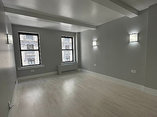 2nd image of 240 W 73rd St APT 905