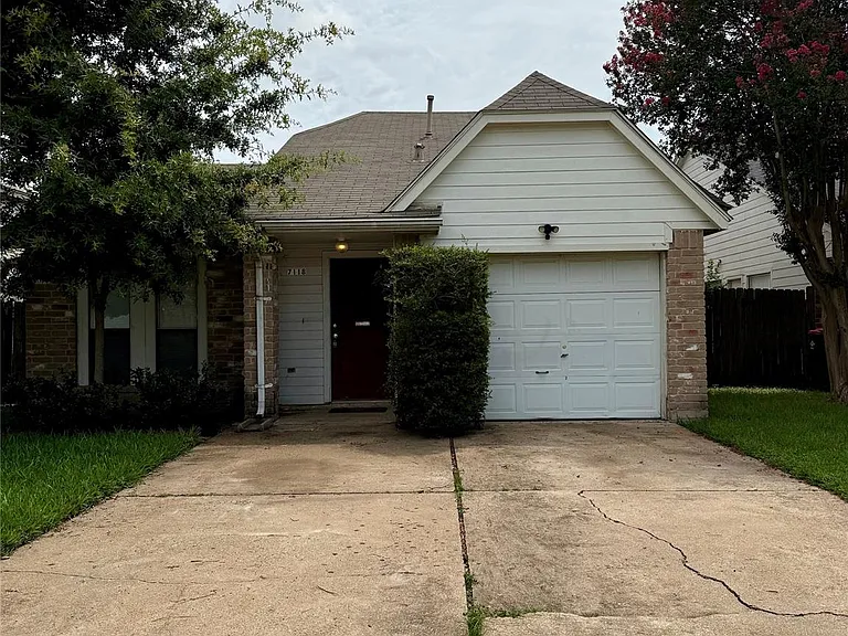 7118 Haven Creek Dr — Photo 1