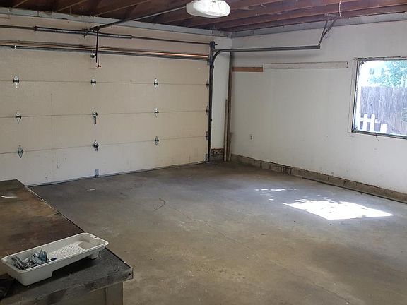 2 car garage