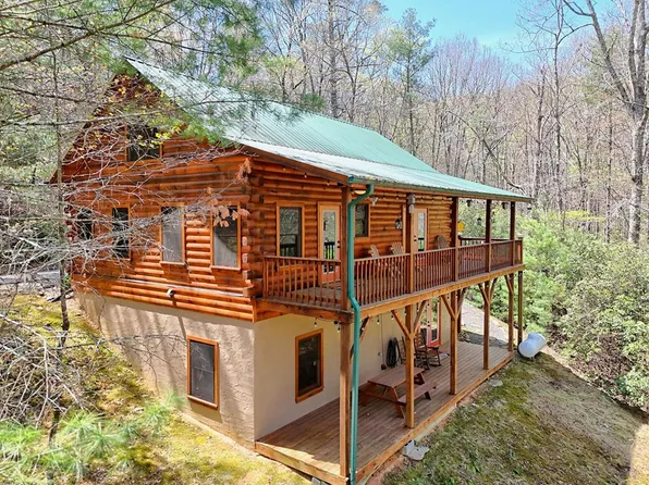 65 Laurelwood Cir, Murphy, NC 28906