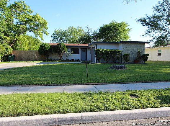 5th image of 5154 Village Gln