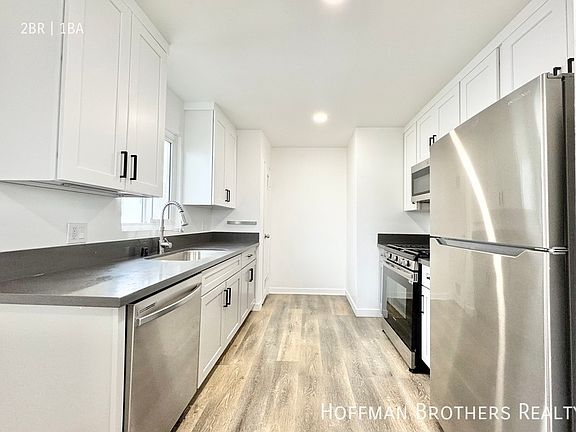 3rd image of 4132 W 118th St APT J