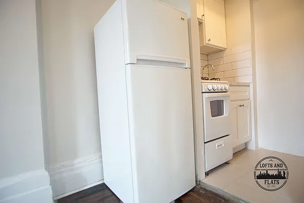 Rented by Lofts and Flats LLC | media 26