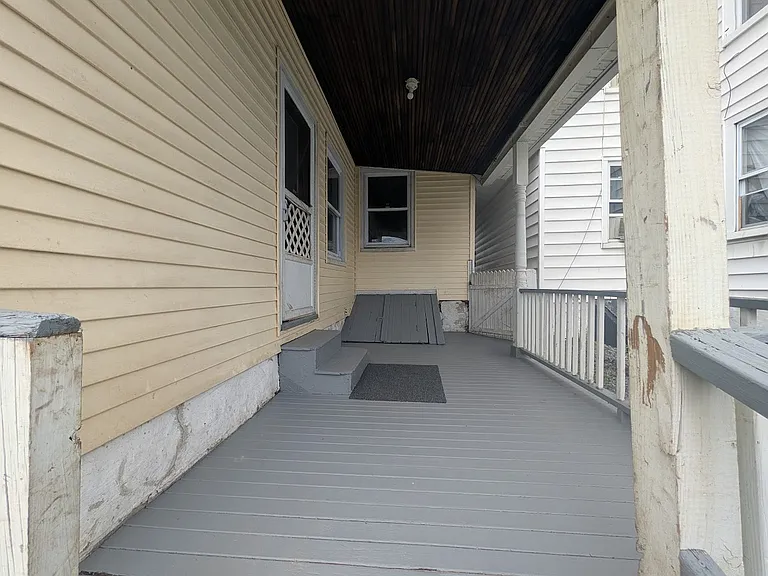 10 Randall St — Photo 10