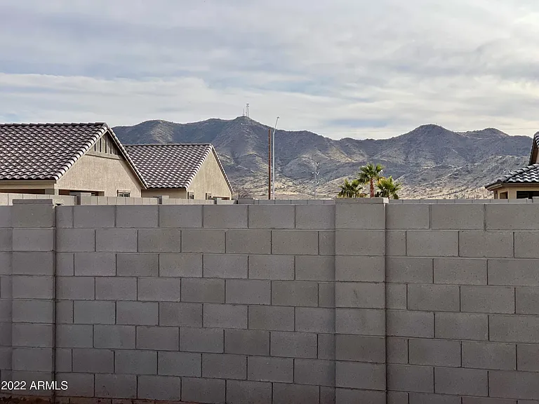 2029 E Velvet Pl — Photo 8
