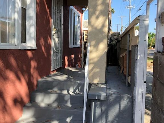 3rd image of 915 6th Ave