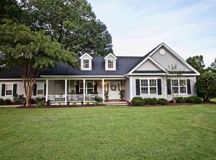 33 Shore Rush Dr, Pawleys Island, SC 29585