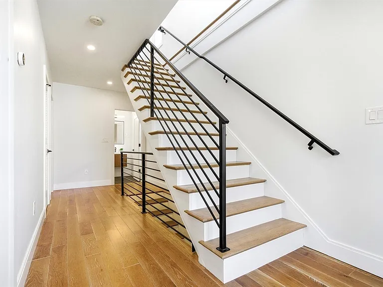 28 Cherry St #28 — Photo 20