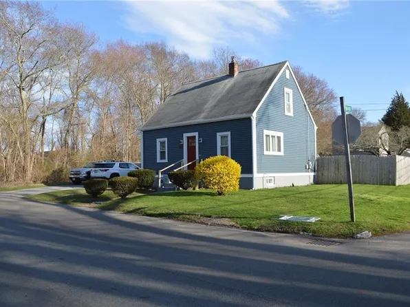 181 Franklin St, Warren, RI 02885