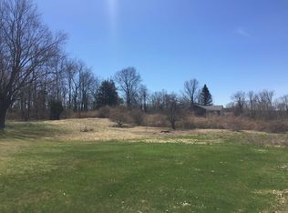 7 Hoof Print Rd, Millbrook, NY 12545