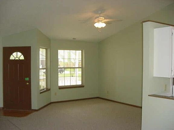 4th image of 3233 N Moccasin Ct