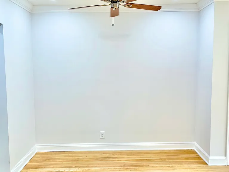 3178 S Barrington Ave #103 — Photo 9