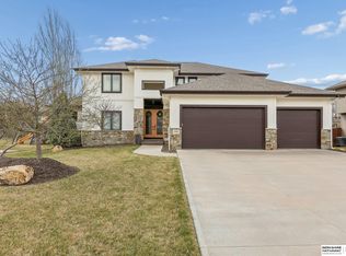 1606 Blue Sage Pkwy, Elkhorn, NE 68022