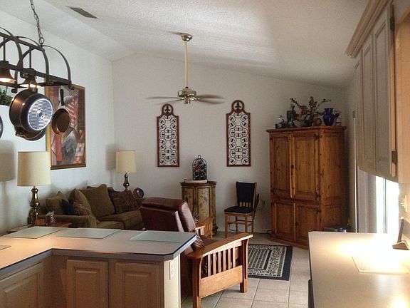 3rd image of 1325 Countrywind Dr