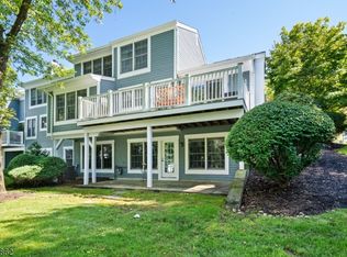 10 Timothy Ln, Bedminster, NJ 07921