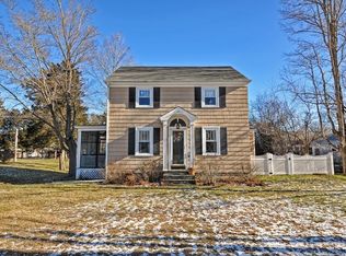 380 Pearse Rd, Swansea, MA 02777